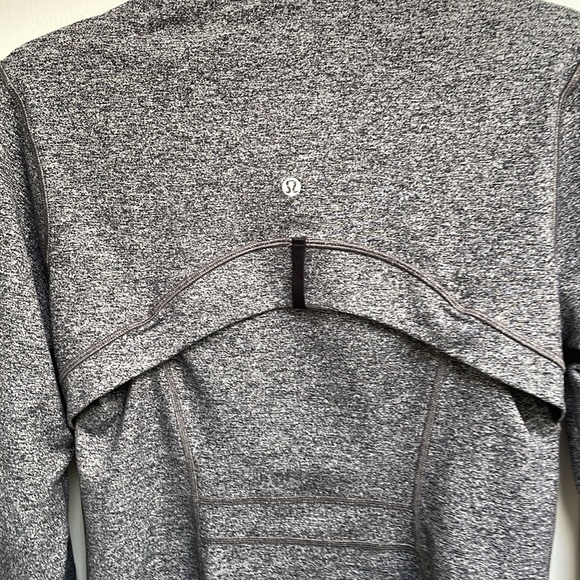 Lululemon Define jacket PERFECT condition!! SUPER Soft! size 10 black/gray - Picture 5 of 6